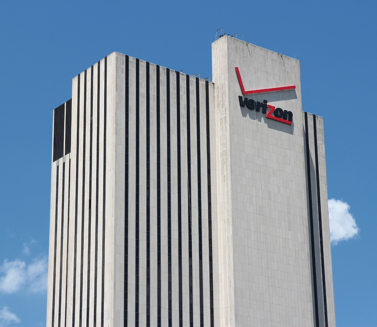 Verizon Communications Inc.'s 4.8 Yield Is Expected to Increase