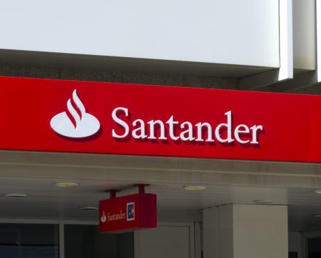 Banco Santander Stock Investors Can Still Earn High Yields