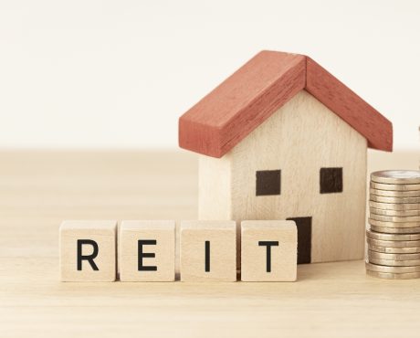 How Do Rising Interest Rates Affect REITs?