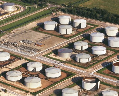9.7%-Yielding Delek Logistics Stock's Dividend Hiked for 10 Straight Years