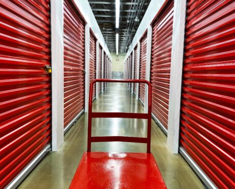 CubeSmart Stock: Self-Storage REIT Paying 5.1%-Yield Dividends