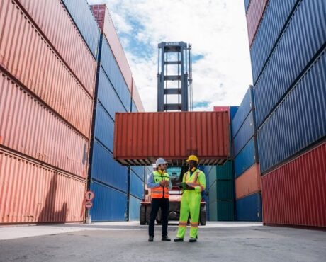ZIM Stock: Bullish 45%-Yielder Reports Strong Q1