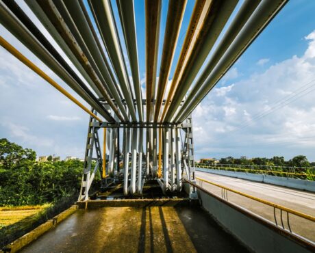Delek Logistics Stock: 10%-Yielder Thumping the S&P 500