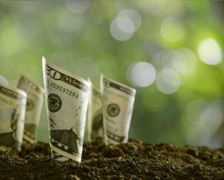 CVR Partners LP: Bullish 10%-Yielder Hits Record High